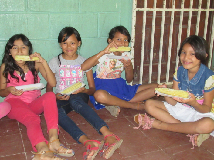 Learning and Growing in Amigos en Accion